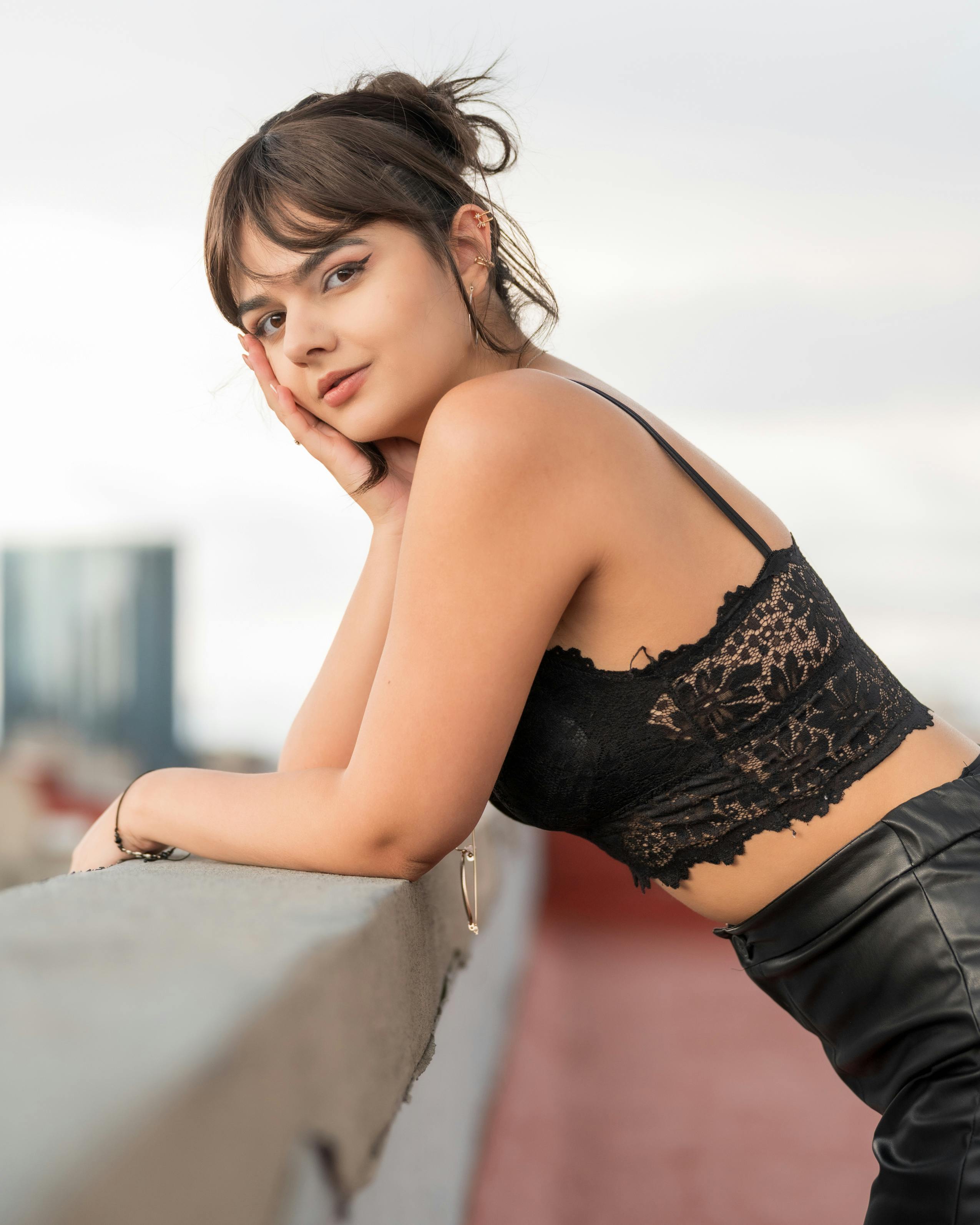 热播榜单封面风格图片